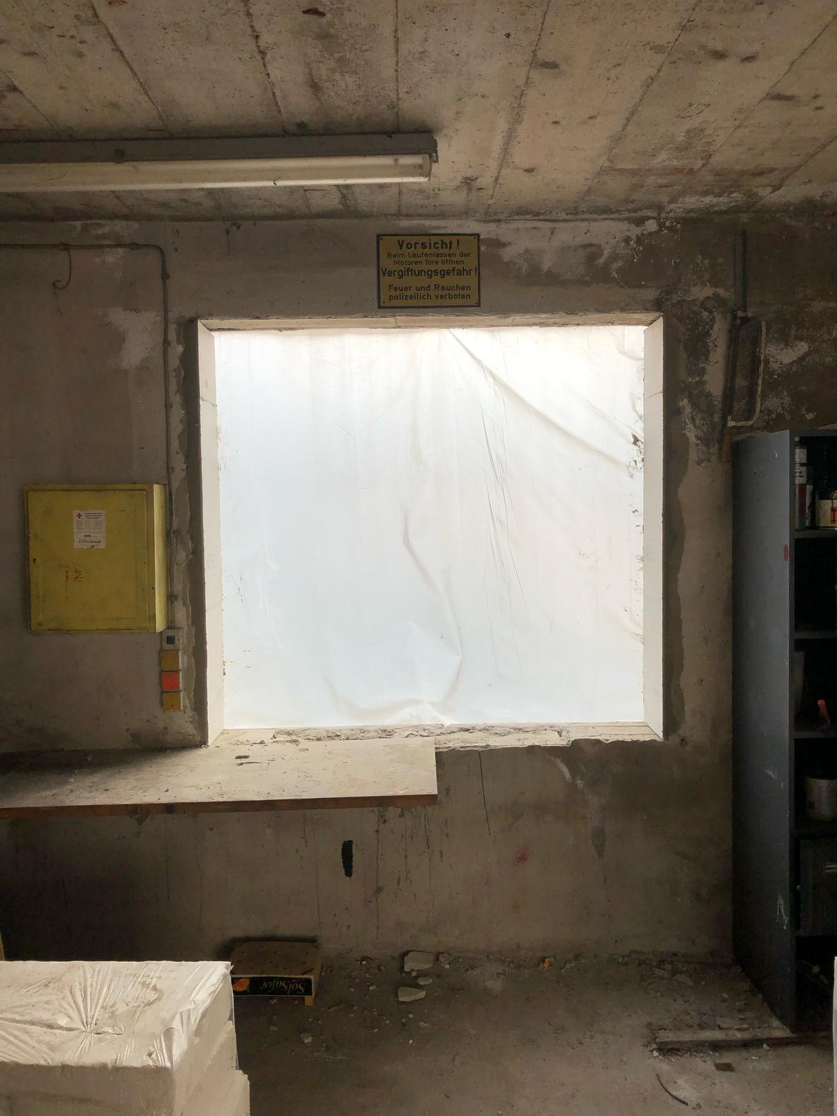 Fensteröffnung vergrößern lassen – mehr Licht und moderne Raumwirkung durch fachgerechten Mauerdurchbruch vom Profi.